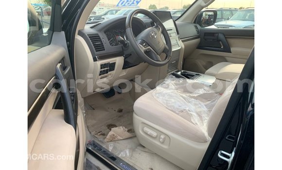 اشتري Imported Toyota Land Cruiser Noir سيارة في Import - Dubai في Rwanda اشتري Imported Toyota Land Cruiser Noir سيارة في Import - Dubai في Rwanda