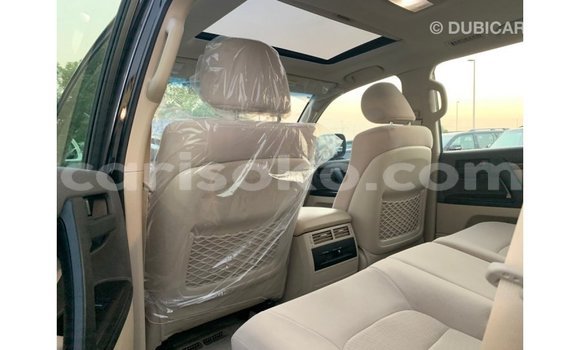 اشتري Imported Toyota Land Cruiser Noir سيارة في Import - Dubai في Rwanda اشتري Imported Toyota Land Cruiser Noir سيارة في Import - Dubai في Rwanda