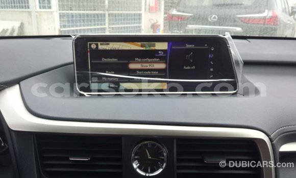 Acheter Import Voiture Lexus RX 300 Blanc à Import - Dubai, Rwanda Acheter Import Voiture Lexus RX 300 Blanc à Import - Dubai, Rwanda