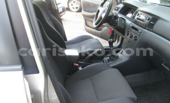 اشتري مستعمل Toyota Corolla Gris سيارة في Kigali في Rwanda اشتري مستعمل Toyota Corolla Gris سيارة في Kigali في Rwanda