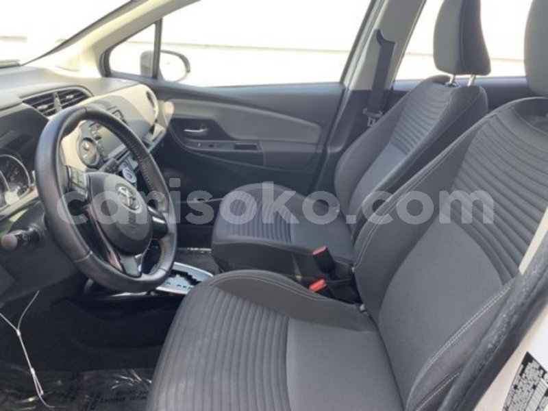 Big with watermark toyota yaris rwanda kigali 9941