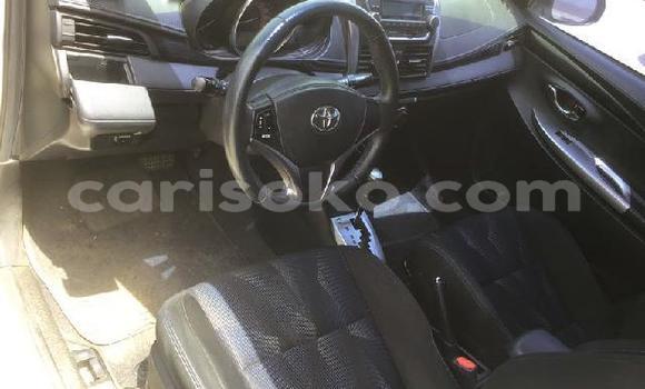 اشتري مستعمل Toyota Yaris Gris سيارة في Kigali في Rwanda اشتري مستعمل Toyota Yaris Gris سيارة في Kigali في Rwanda