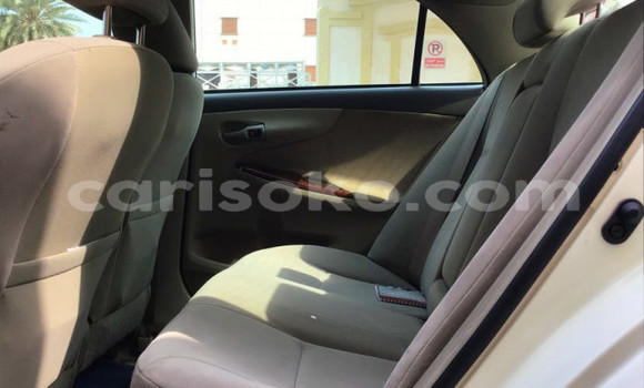 اشتري مستعمل Toyota Corolla Blanc سيارة في Kigali في Rwanda اشتري مستعمل Toyota Corolla Blanc سيارة في Kigali في Rwanda