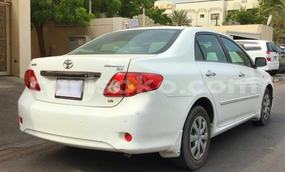 اشتري مستعمل Toyota Corolla Blanc سيارة في Kigali في Rwanda اشتري مستعمل Toyota Corolla Blanc سيارة في Kigali في Rwanda