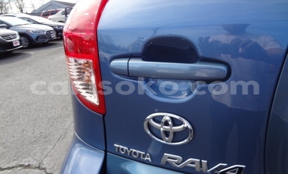 اشتري مستعمل Toyota RAV4 Bleu سيارة في Kigali في Rwanda اشتري مستعمل Toyota RAV4 Bleu سيارة في Kigali في Rwanda