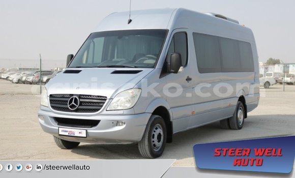 اشتري Imported Mercedes-Benz 190 Autre سيارة في Import - Dubai في Rwanda اشتري Imported Mercedes-Benz 190 Autre سيارة في Import - Dubai في Rwanda
