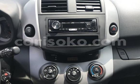 Sayi Imported Toyota RAV4 Rouge Mota in Kigali a Rwanda Sayi Imported Toyota RAV4 Rouge Mota in Kigali a Rwanda