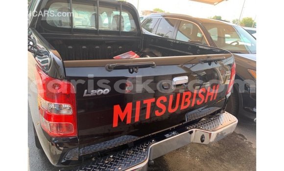 اشتري Imported Mitsubishi L200 Noir سيارة في Import - Dubai في Rwanda اشتري Imported Mitsubishi L200 Noir سيارة في Import - Dubai في Rwanda