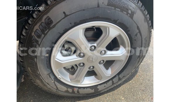 اشتري Imported Mitsubishi L200 Noir سيارة في Import - Dubai في Rwanda اشتري Imported Mitsubishi L200 Noir سيارة في Import - Dubai في Rwanda