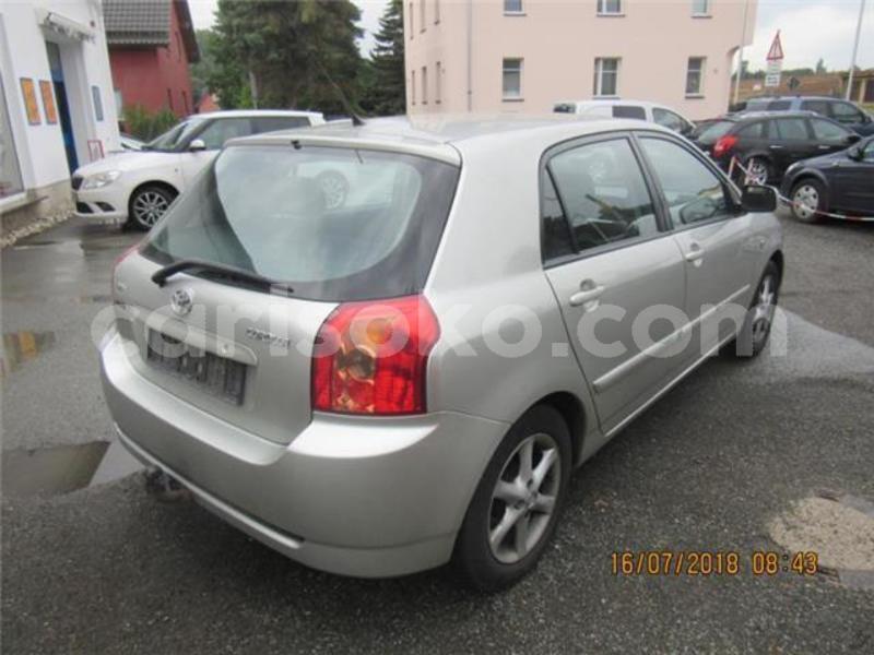 Big with watermark toyota corolla rwanda kigali 10021