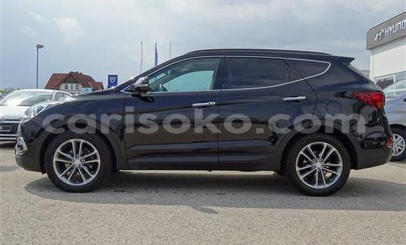 Buy Used Hyundai Santa Fe Black Car in Kigali in Rwanda Buy Used Hyundai Santa Fe Black Car in Kigali in Rwanda