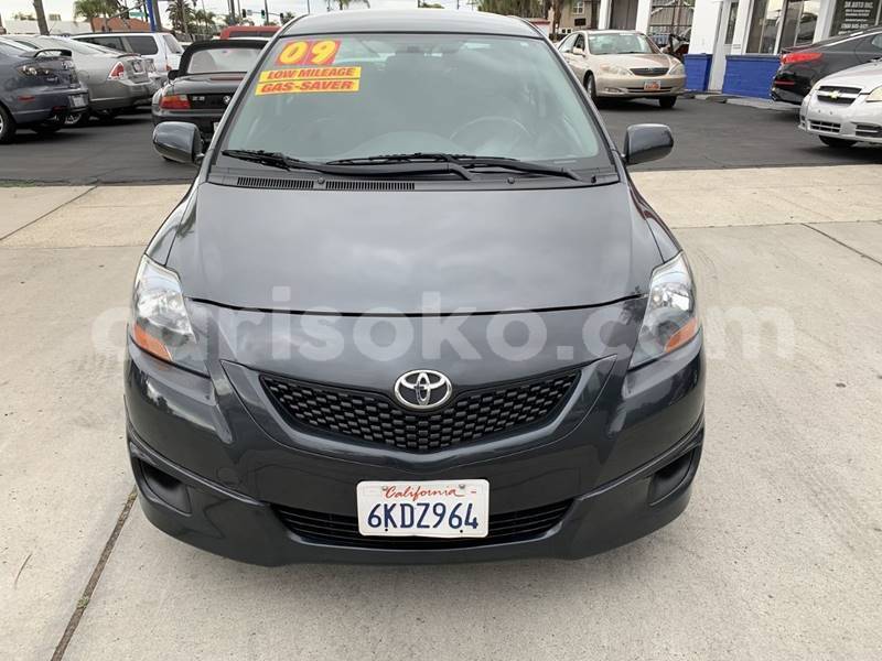 Big with watermark toyota yaris verso rwanda kigali 10064