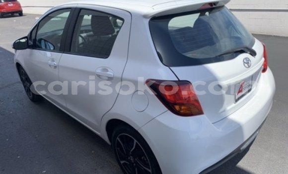 اشتري مستعمل Toyota Yaris Blanc سيارة في Kigali في Rwanda اشتري مستعمل Toyota Yaris Blanc سيارة في Kigali في Rwanda