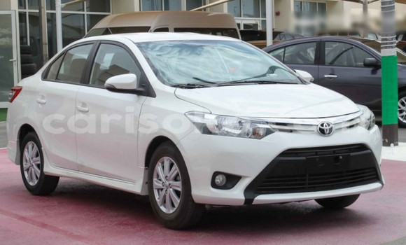اشتري مستعمل Toyota Yaris Blanc سيارة في Kigali في Rwanda اشتري مستعمل Toyota Yaris Blanc سيارة في Kigali في Rwanda