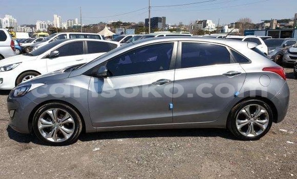 اشتري مستعمل Hyundai i30 N Gris سيارة في Kigali في Rwanda اشتري مستعمل Hyundai i30 N Gris سيارة في Kigali في Rwanda