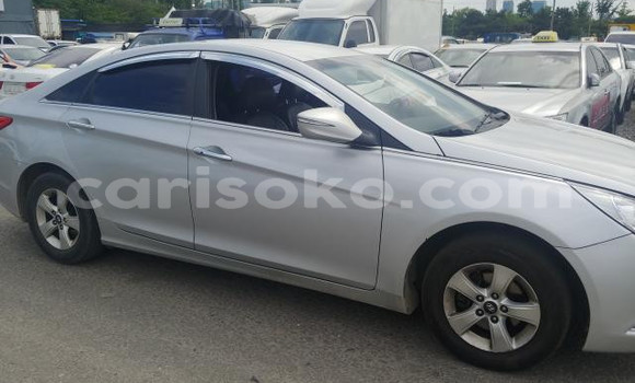 اشتري مستعمل Hyundai Sonata Gris سيارة في Kigali في Rwanda اشتري مستعمل Hyundai Sonata Gris سيارة في Kigali في Rwanda