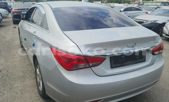 اشتري مستعمل Hyundai Sonata Gris سيارة في Kigali في Rwanda اشتري مستعمل Hyundai Sonata Gris سيارة في Kigali في Rwanda