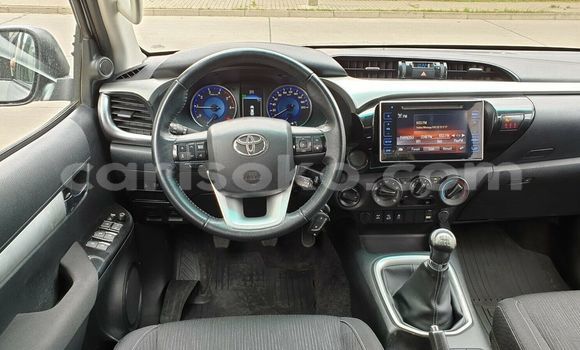 اشتري مستعمل Toyota Hilux Gris سيارة في Kigali في Rwanda اشتري مستعمل Toyota Hilux Gris سيارة في Kigali في Rwanda