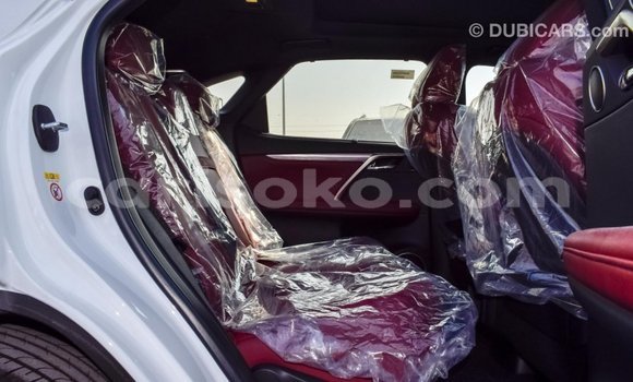 Acheter Import Voiture Lexus RX 300 Blanc à Import - Dubai, Rwanda Acheter Import Voiture Lexus RX 300 Blanc à Import - Dubai, Rwanda