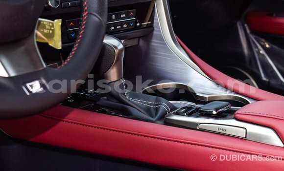 Acheter Import Voiture Lexus RX 300 Blanc à Import - Dubai, Rwanda Acheter Import Voiture Lexus RX 300 Blanc à Import - Dubai, Rwanda