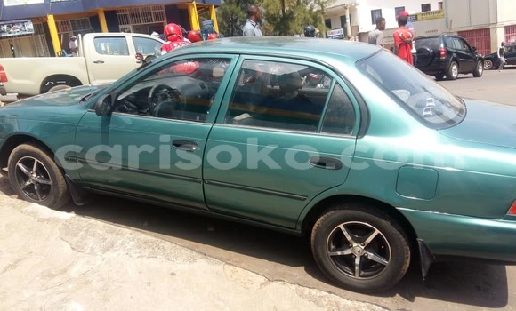 Acheter Occasion Voiture Toyota Corolla Vert à Kigali, Rwanda Acheter Occasion Voiture Toyota Corolla Vert à Kigali, Rwanda