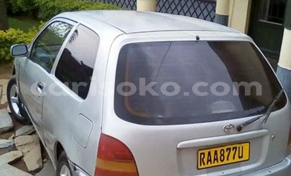 اشتري مستعمل Toyota Starlet Gris سيارة في Kigali في Rwanda اشتري مستعمل Toyota Starlet Gris سيارة في Kigali في Rwanda