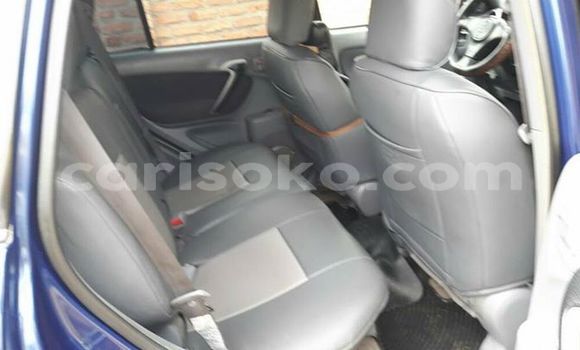 Sayi Na hannu Toyota RAV4 Bleu Mota in Kigali a Rwanda Sayi Na hannu Toyota RAV4 Bleu Mota in Kigali a Rwanda