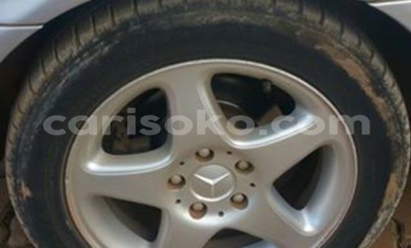 Acheter Occasion Voiture Mercedes-Benz C–Class Gris à Kigali, Rwanda Acheter Occasion Voiture Mercedes-Benz C–Class Gris à Kigali, Rwanda