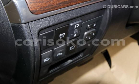 Acheter Import Voiture Toyota Land Cruiser Noir à Import - Dubai, Rwanda Acheter Import Voiture Toyota Land Cruiser Noir à Import - Dubai, Rwanda