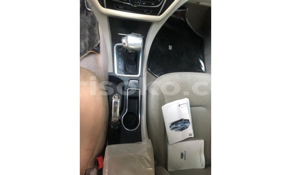 Sayi Imported Geely Emgrand 7 Blanc Mota in Import - Dubai a Rwanda Sayi Imported Geely Emgrand 7 Blanc Mota in Import - Dubai a Rwanda
