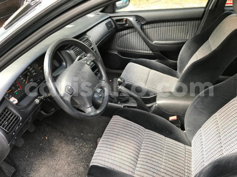 Big with watermark toyota carina e rwanda kigali 10166