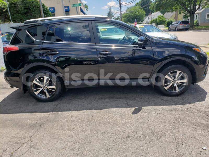 Big with watermark toyota rav4 rwanda kigali 10168