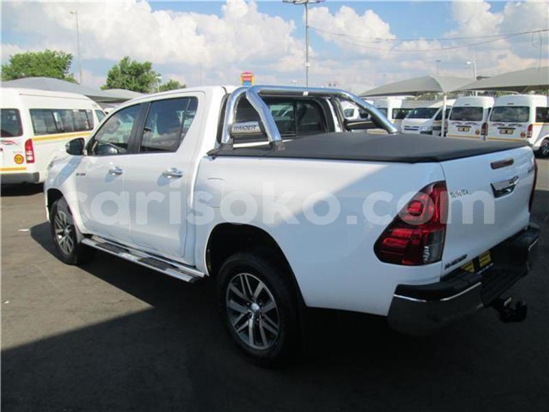 Big with watermark toyota hilux butare butare 10172