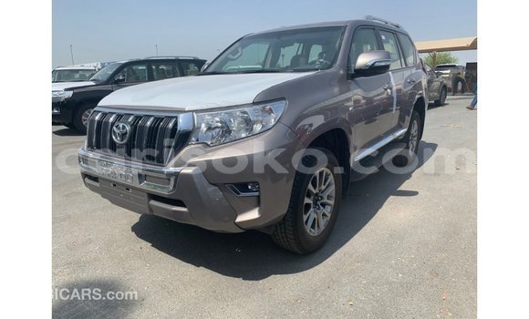 اشتري Imported Toyota Prado Marron سيارة في Import - Dubai في Rwanda اشتري Imported Toyota Prado Marron سيارة في Import - Dubai في Rwanda