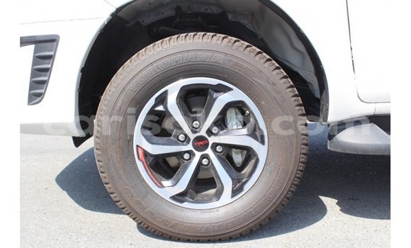 اشتري Imported Toyota Hilux Blanc سيارة في Import - Dubai في Rwanda اشتري Imported Toyota Hilux Blanc سيارة في Import - Dubai في Rwanda