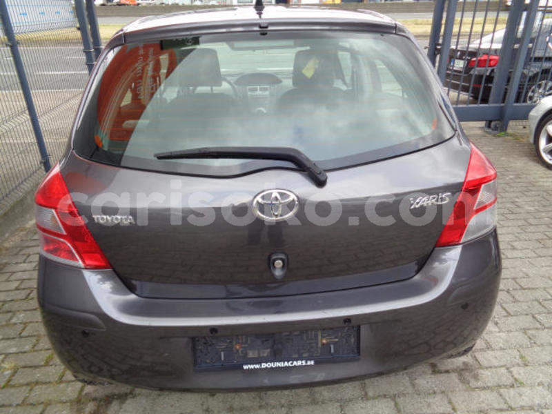 Big with watermark toyota yaris rwanda kigali 10255
