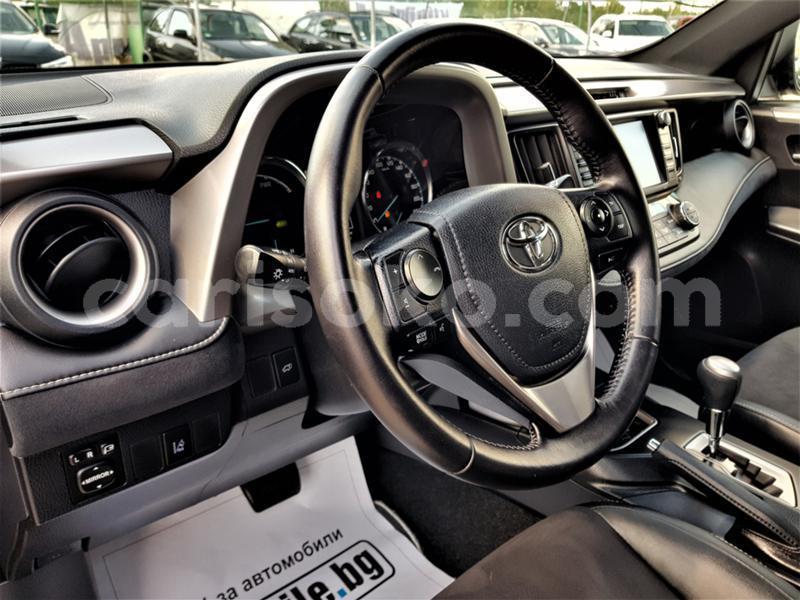 Big with watermark toyota rav4 rwanda kigali 10267