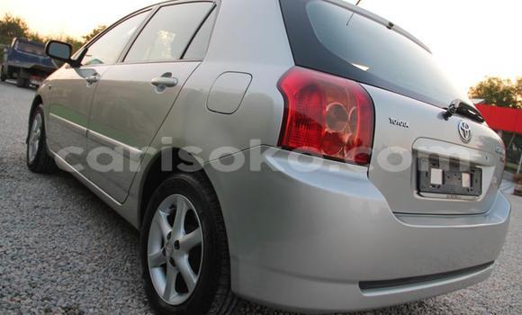 Acheter Occasion Voiture Toyota Corolla Gris à Kigali, Rwanda Acheter Occasion Voiture Toyota Corolla Gris à Kigali, Rwanda