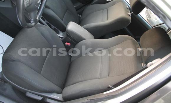 Acheter Occasion Voiture Toyota Corolla Gris à Kigali, Rwanda Acheter Occasion Voiture Toyota Corolla Gris à Kigali, Rwanda