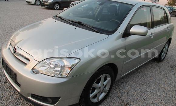 Acheter Occasion Voiture Toyota Corolla Gris à Kigali, Rwanda Acheter Occasion Voiture Toyota Corolla Gris à Kigali, Rwanda