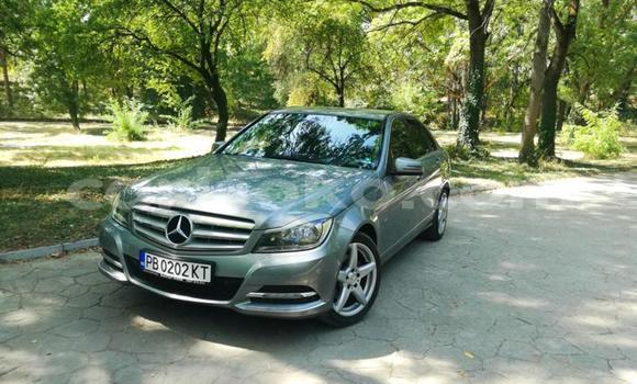 Buy Used Mercedes-Benz 250 Silver Car in Kigali in Rwanda Buy Used Mercedes-Benz 250 Silver Car in Kigali in Rwanda