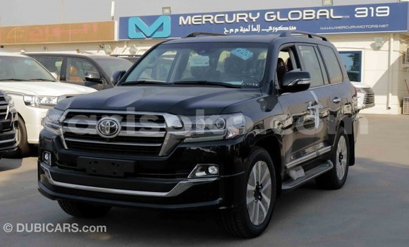 Acheter Import Voiture Toyota Land Cruiser Noir à Import - Dubai, Rwanda Acheter Import Voiture Toyota Land Cruiser Noir à Import - Dubai, Rwanda