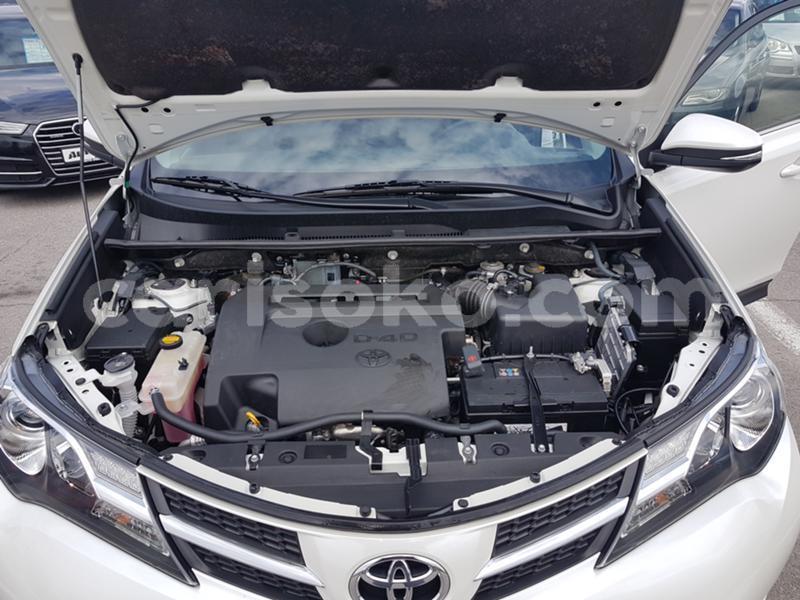 Big with watermark toyota rav4 rwanda kigali 10318