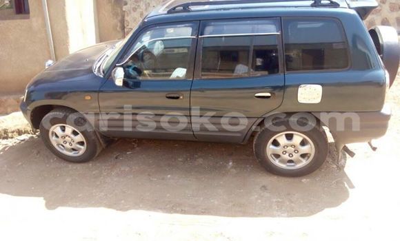 Acheter Occasion Voiture Toyota RAV4 Noir à Kigali, Rwanda Acheter Occasion Voiture Toyota RAV4 Noir à Kigali, Rwanda