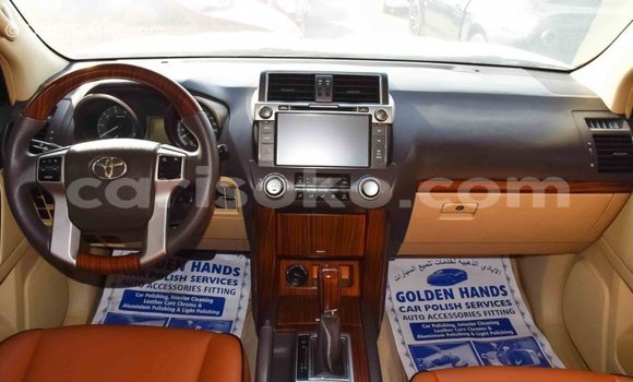 Acheter Import Voiture Toyota Prado Blanc à Import - Dubai, Rwanda Acheter Import Voiture Toyota Prado Blanc à Import - Dubai, Rwanda