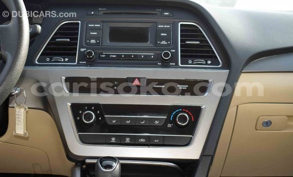 Acheter Import Voiture Hyundai Sonata Marron à Import - Dubai, Rwanda Acheter Import Voiture Hyundai Sonata Marron à Import - Dubai, Rwanda