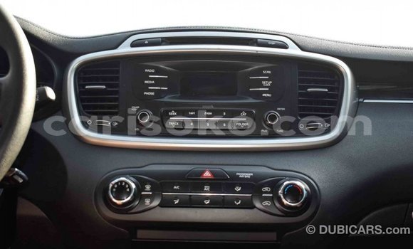Acheter Import Voiture Kia Sorento Noir à Import - Dubai, Rwanda Acheter Import Voiture Kia Sorento Noir à Import - Dubai, Rwanda