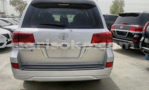 Acheter Import Voiture Toyota Land Cruiser Autre à Import - Dubai, Rwanda Acheter Import Voiture Toyota Land Cruiser Autre à Import - Dubai, Rwanda