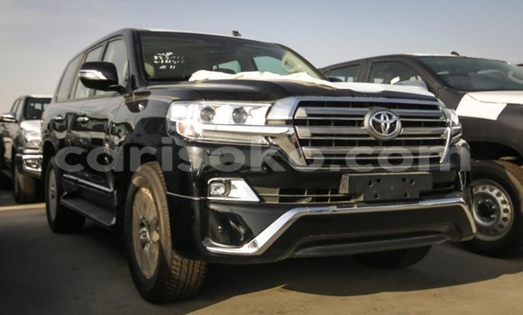 Acheter Import Voiture Toyota Land Cruiser Noir à Import - Dubai, Rwanda Acheter Import Voiture Toyota Land Cruiser Noir à Import - Dubai, Rwanda