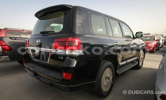 Acheter Import Voiture Toyota Land Cruiser Noir à Import - Dubai, Rwanda Acheter Import Voiture Toyota Land Cruiser Noir à Import - Dubai, Rwanda